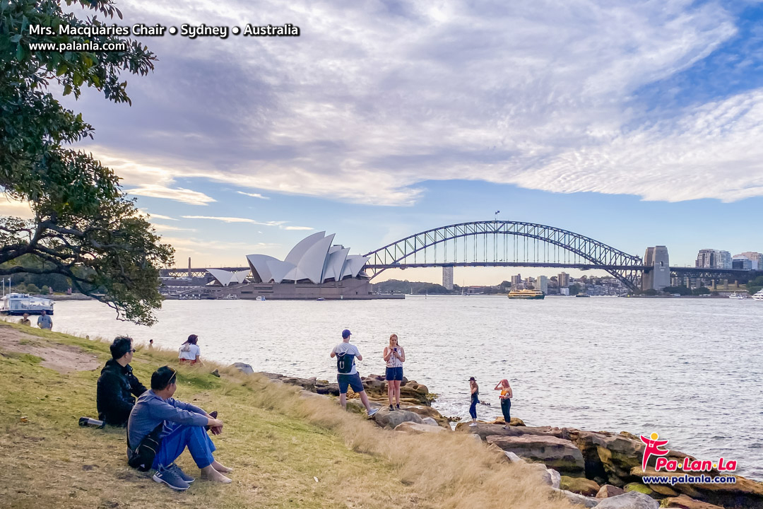 Mrs Macquarie’s Chair